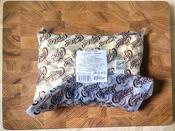 Сыр 1 кг ГОРНЫЙ СЫРОВАР (Бочонок с укропом и чесноком) в Иваново