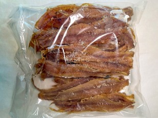 Кукурузные шарики со вкусом краба: Минтай солёно-сушёный (рваный)